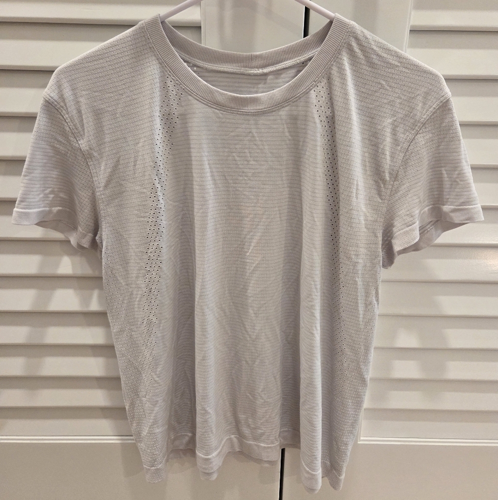 lululemon athletica White Short Sleeve Tee